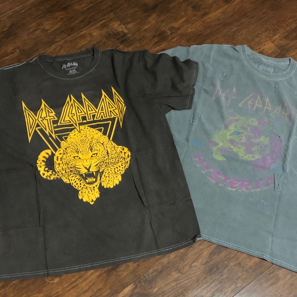 Graphic T-shirt